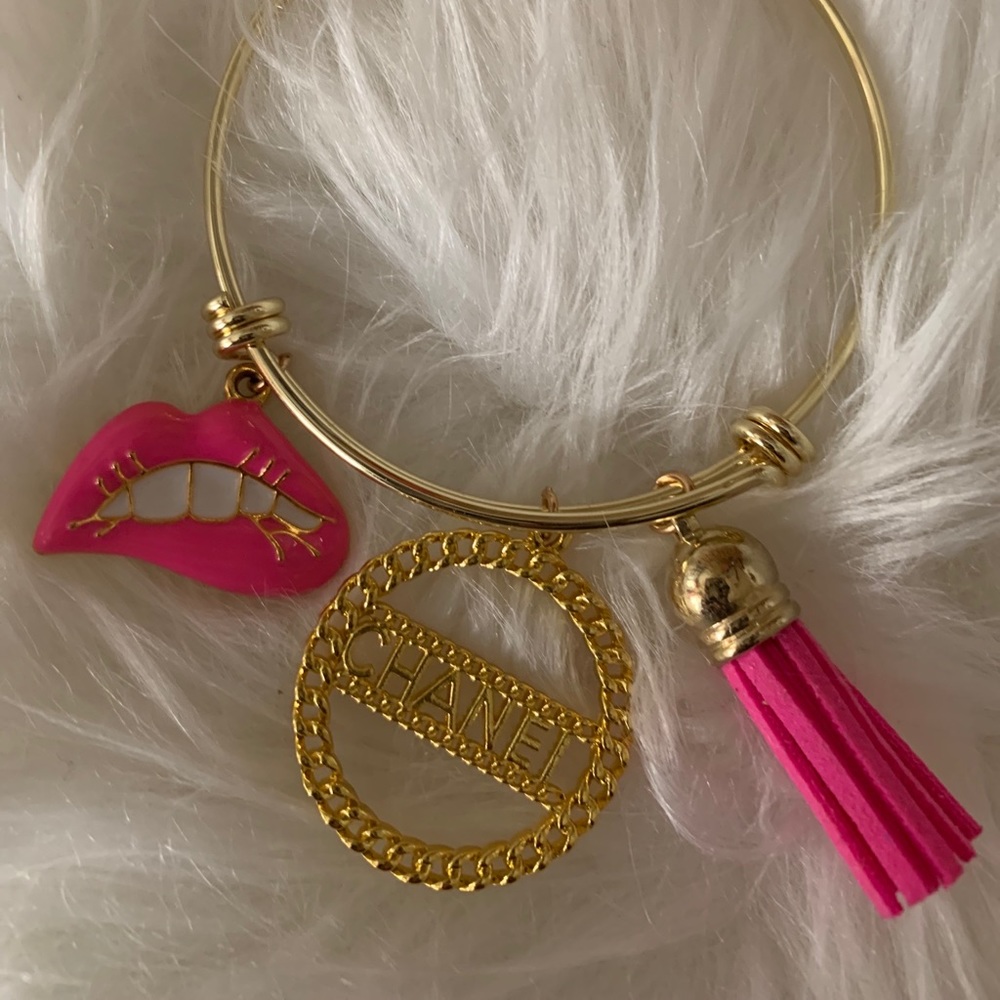 FabBangle - Picture 4 of 16